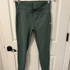 VUORI DAILY LEGGING LARGE